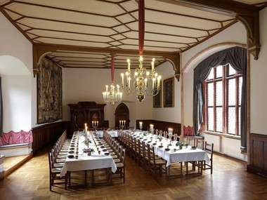 Blick in den großen Festsaal auf Burg Kriebstein